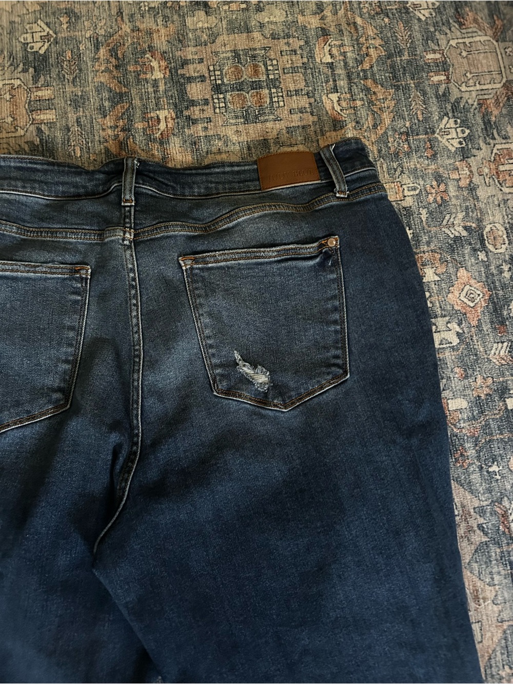 Judy Blue Brett Distressed Dad Jeans. - Picture 10 of 15